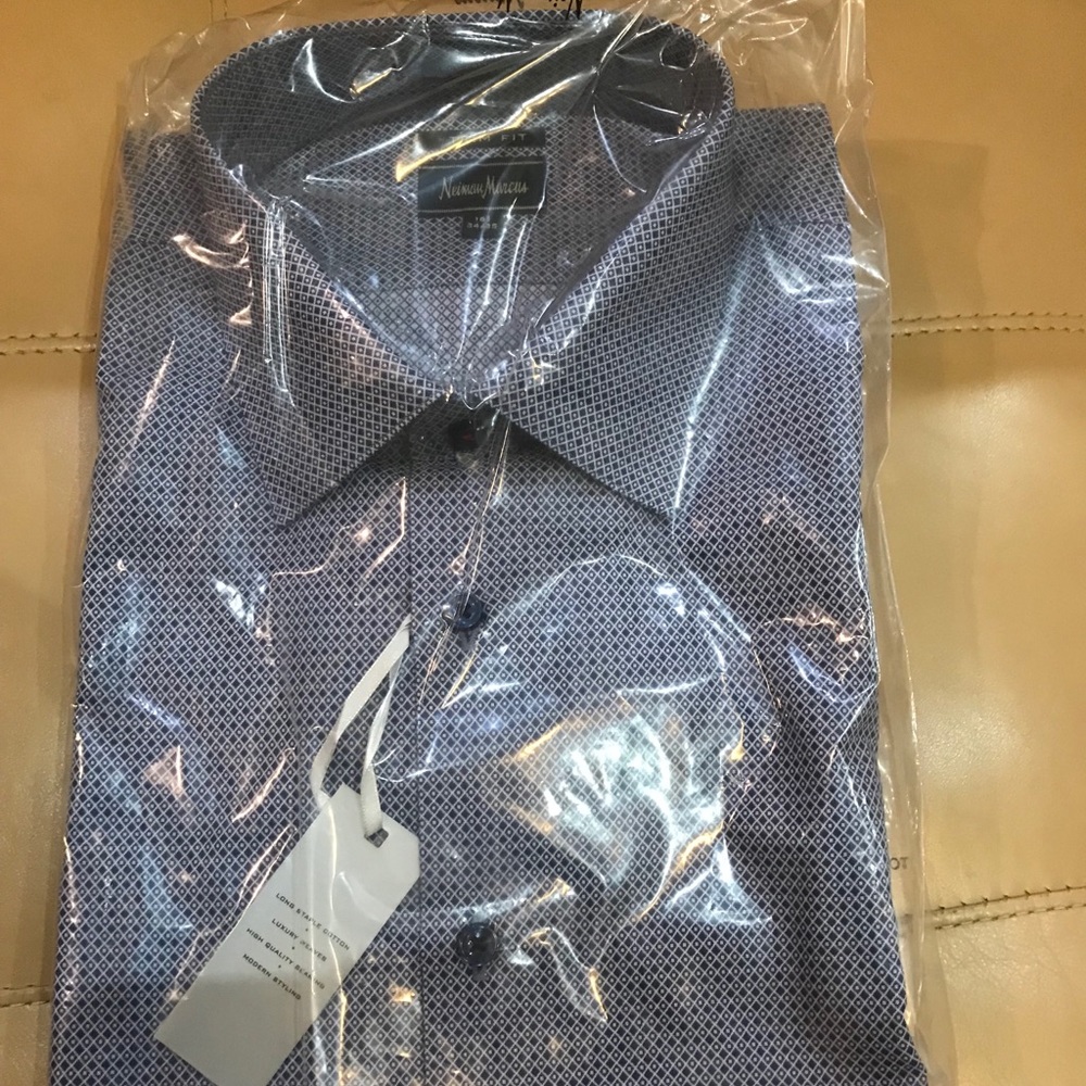 Neiman Marcus Trim Fit